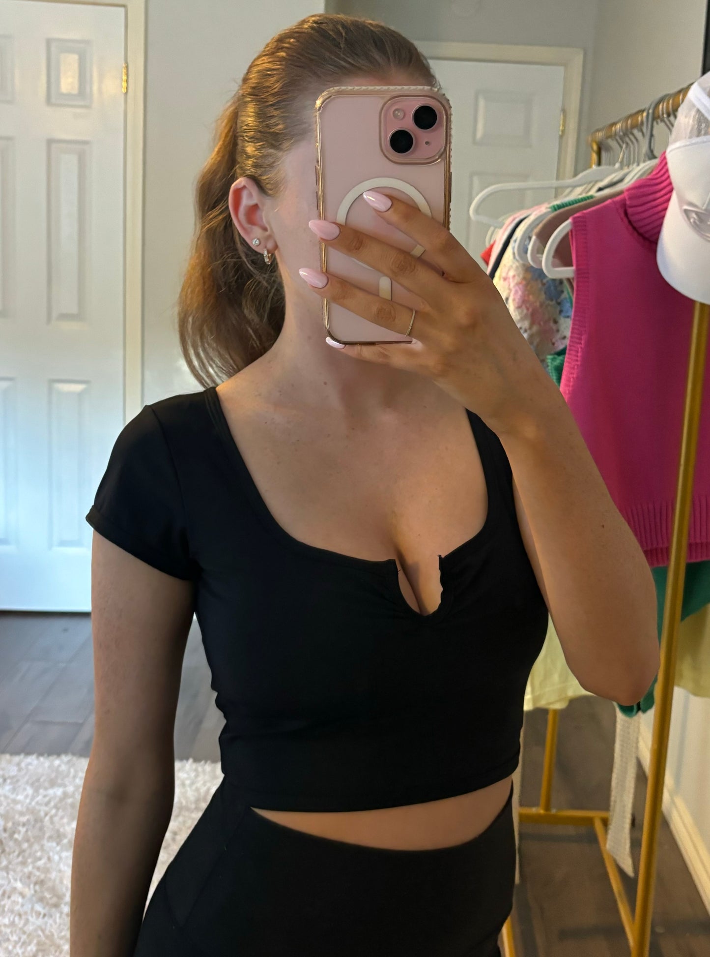 Marah Scoop Neck Cropped Top - Black